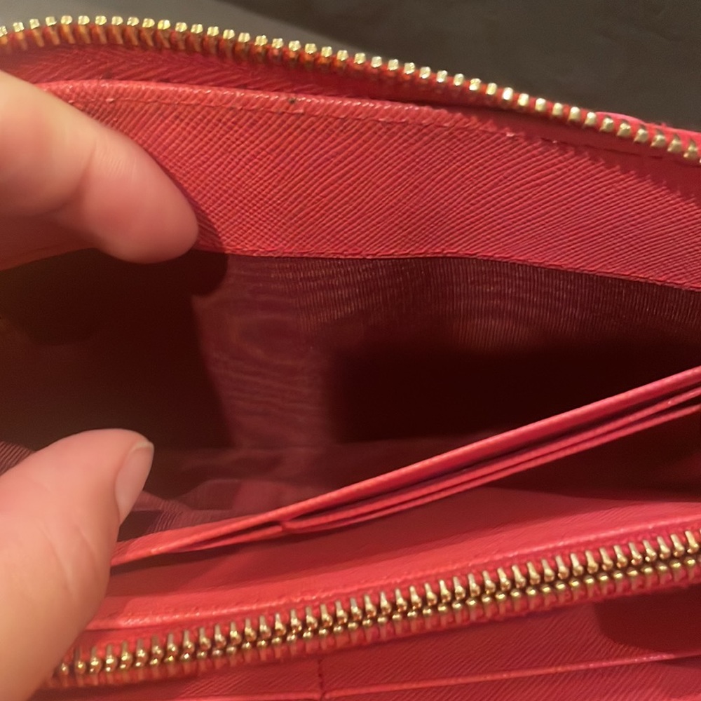 HOT PINK PRADA ZIPPY WALLET - Picture 14 of 17